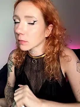 alt cutie online show from 10.15.25