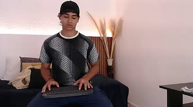 zander 2120 online show from 12.22.24