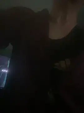 Snapshot of laye19 chatting on 04.18.26 laye19 online show from 04.18.26