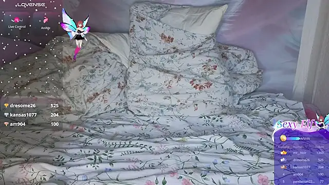 Coralie20  online show from 03.17.25