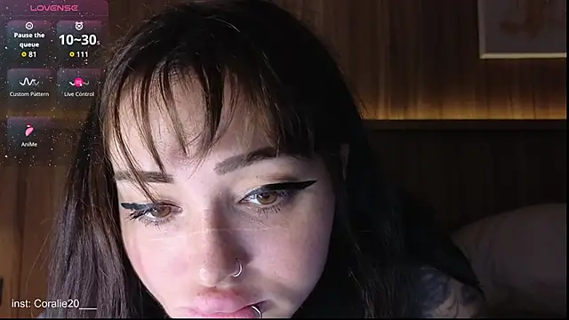 Coralie20  online show from 04.28.26