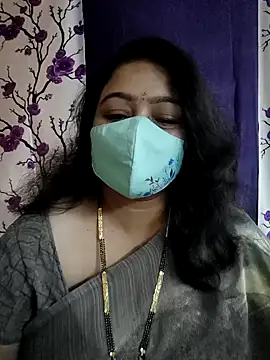 neelu-hoty online show from 01.04.25