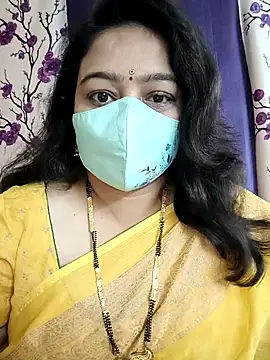 neelu-hoty online show from 01.05.25