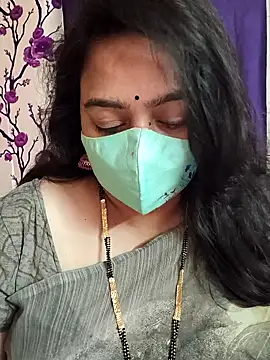 neelu-hoty online show from 01.12.25