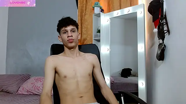 Snapshot of jeff_ross chatting on 01.09.25 jeff ross online show from 01.09.25