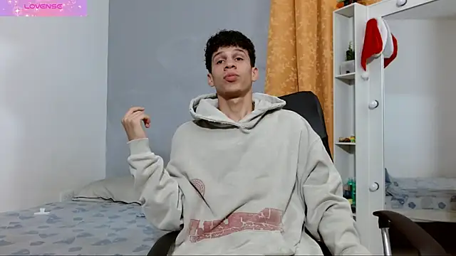 Snapshot of jeff_ross chatting on 02.24.25 jeff ross online show from 02.24.25