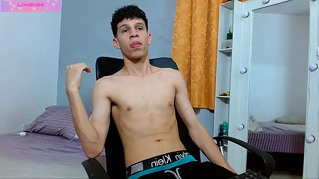 Snapshot of jeff_ross chatting on 02.28.25 jeff ross online show from 02.28.25