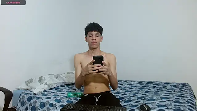 Snapshot of jeff_ross chatting on 03.17.25 jeff ross online show from 03.17.25