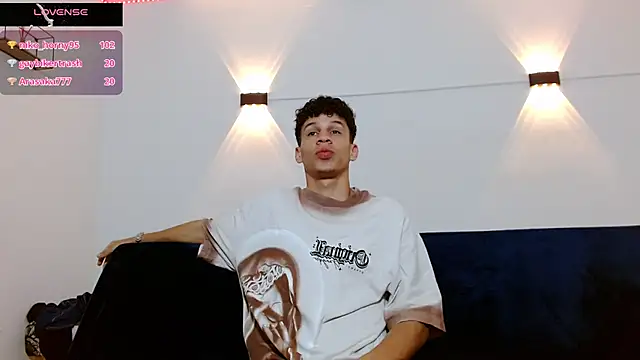 Snapshot of jeff_ross chatting on 09.28.25 jeff ross online show from 09.28.25