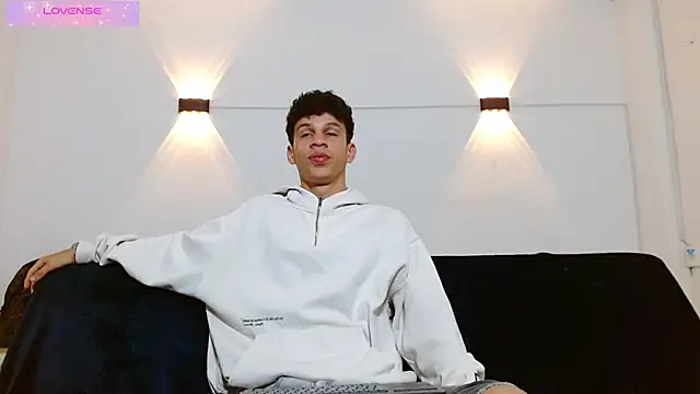 Snapshot of jeff_ross chatting on 10.07.25 jeff ross online show from 10.07.25