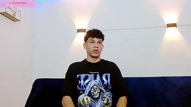 Snapshot of jeff_ross chatting on 10.15.25 jeff ross online show from 10.15.25