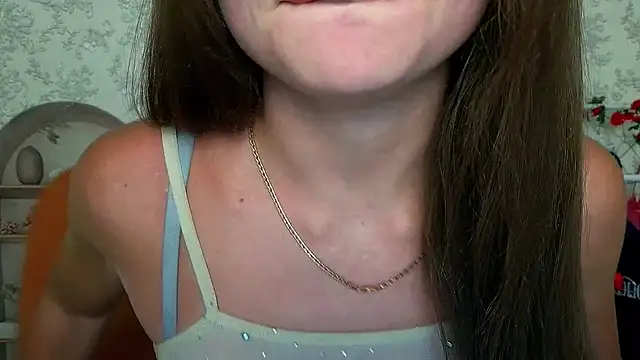  Barbie Kiss  online show from 09.20.25