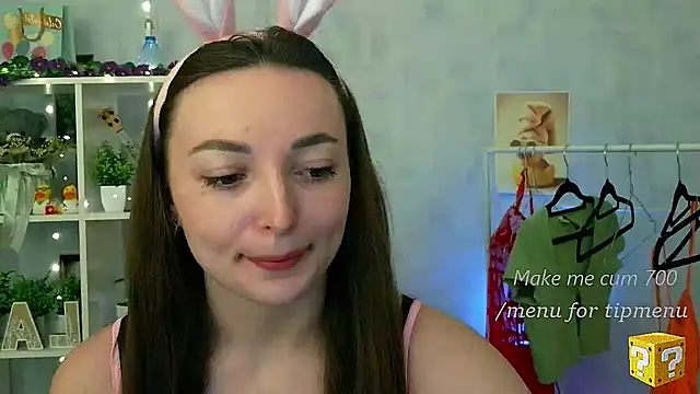  Barbie Kiss  online show from 04.04.26