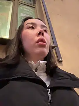 Snapshot of Asian_Asami chatting on 10.18.25 Asian Asami online show from 10.18.25