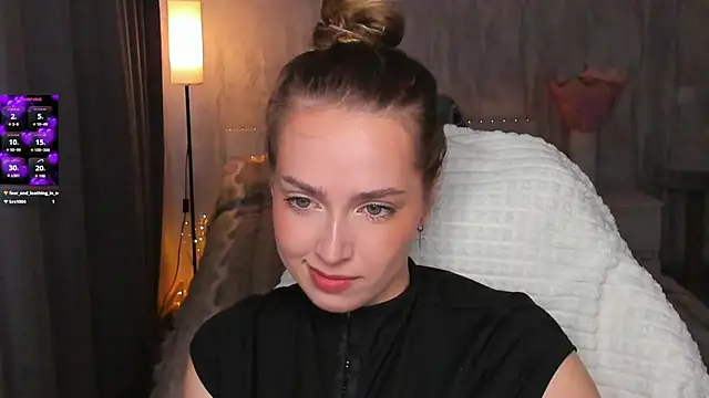 YaraKroft  online show from 07.28.26