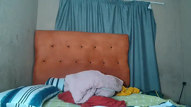 tinagiant online show from 04.23.26