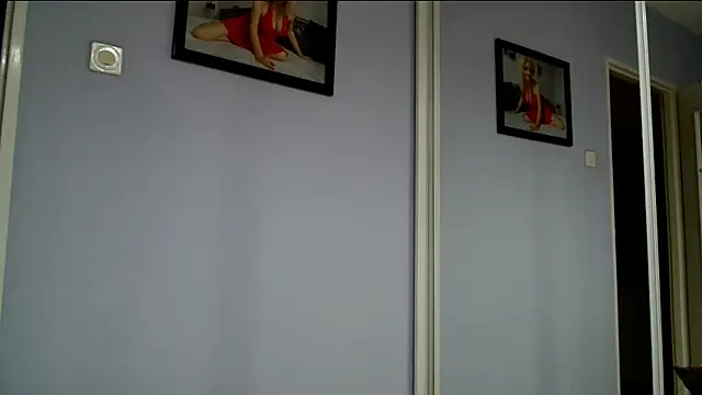 sexyjennyeu online show from 02.18.25