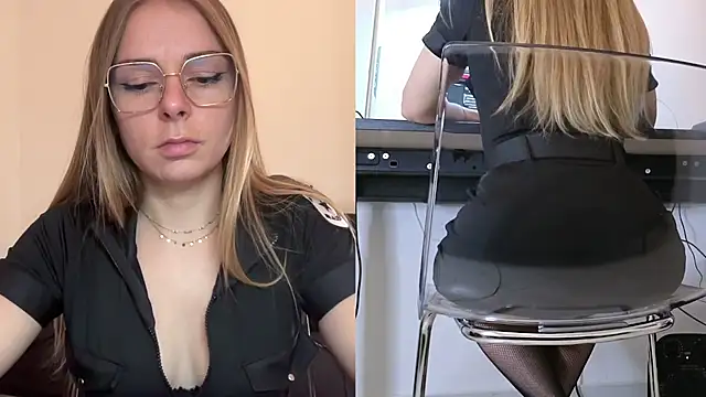 Snapshot of Angele_wrz chatting on 02.17.25 Angele wrz online show from 02.17.25