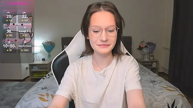 Snapshot of DearLia chatting on 02.23.25 DearLia online show from 02.23.25