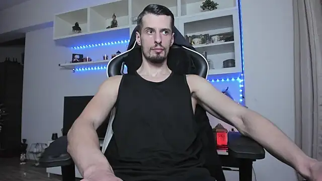 Snapshot of ToddClaytonn chatting on 01.10.26 ToddClaytonn online show from 01.10.26