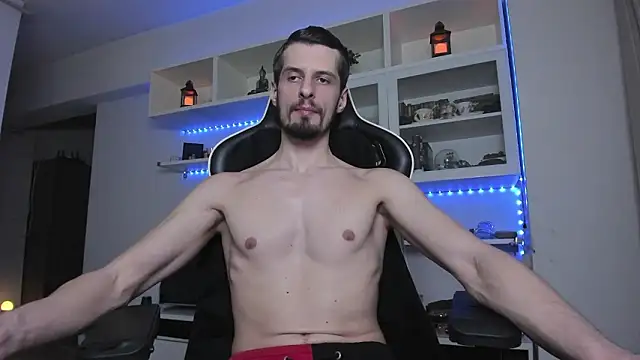 Snapshot of ToddClaytonn chatting on 02.04.26 ToddClaytonn online show from 02.04.26