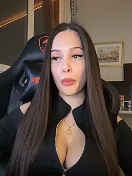 EricaWalls online show from 02.11.26