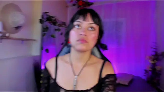 Snapshot of vanelope11 chatting on 03.15.25 vanelope11 online show from 03.15.25