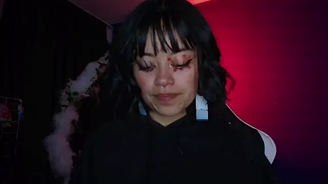 Snapshot of vanelope11 chatting on 09.13.25 vanelope11 online show from 09.13.25