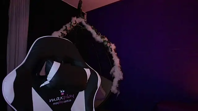 Snapshot of vanelope11 chatting on 09.21.25 vanelope11 online show from 09.21.25