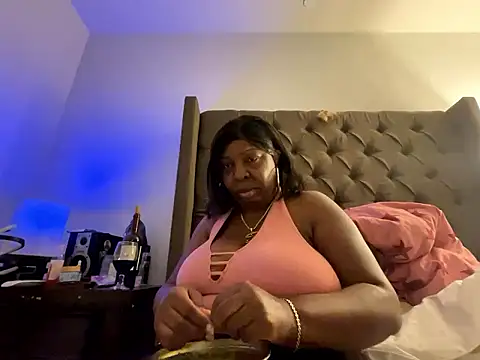 Snapshot of XXXLollipopsJuicy chatting on 01.19.26 XXXLollipopsJuicy online show from 01.19.26