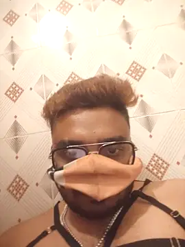 Snapshot of fuckingmahiesh chatting on 02.02.26 fuckingmahiesh online show from 02.02.26