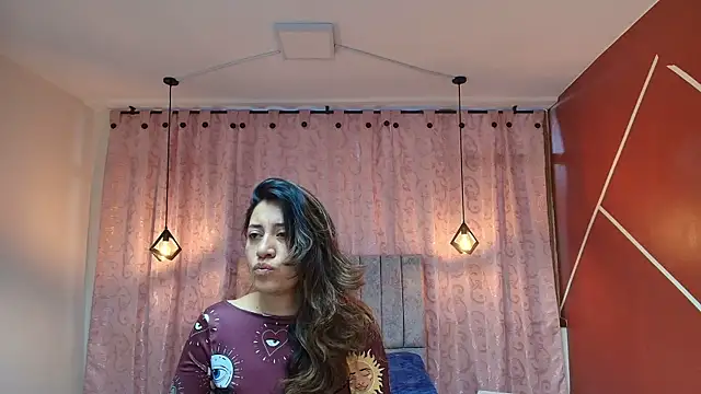 Snapshot of VioletaScott_ chatting on 09.20.25 VioletaScott online show from 09.20.25