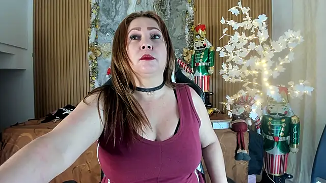 Danna topless online show from 12.19.25