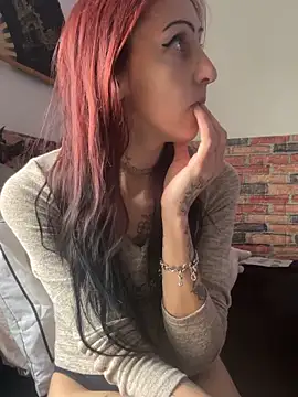 Snapshot of kriszy_baby chatting on 02.18.25 kriszy baby online show from 02.18.25