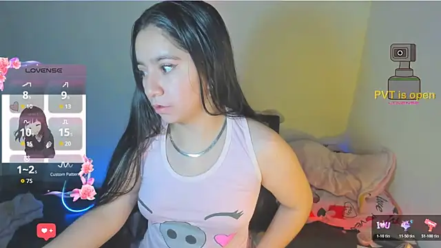 Snapshot of litle_mily_ chatting on 12.19.25 litle mily online show from 12.19.25