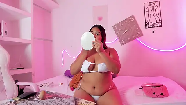Iam flor online show from 10.20.25