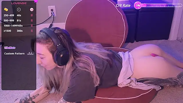 lovelylucyy online show from 12.08.24