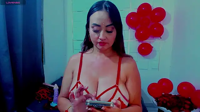 Snapshot of IsaSixty9 chatting on 02.14.25 IsaSixty9 online show from 02.14.25