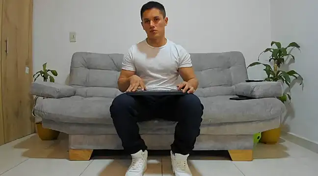 julian wallace online show from 12.06.24