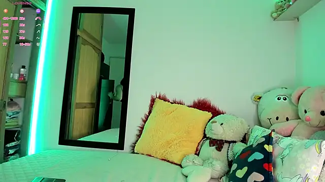 Lee Ash online show from 11.07.25