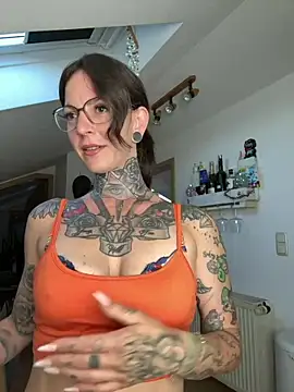 BrownieyQueen online show from 06.19.26
