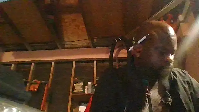 Snapshot of HBYAM chatting on 10.22.25 HBYAM online show from 10.22.25