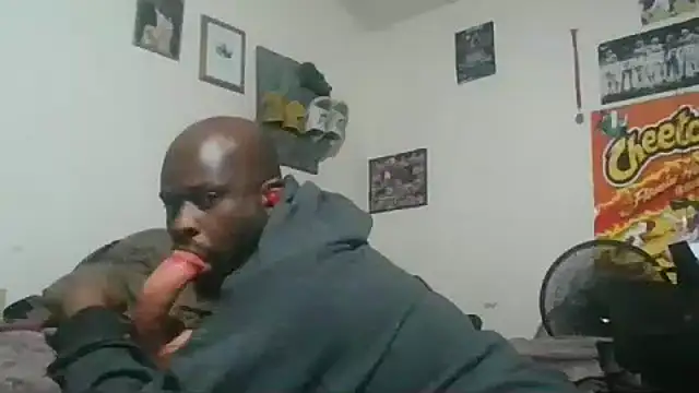 Snapshot of HBYAM chatting on 10.27.25 HBYAM online show from 10.27.25