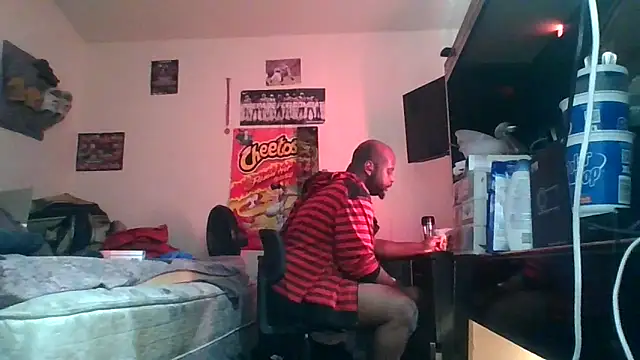 Snapshot of HBYAM chatting on 11.03.25 HBYAM online show from 11.03.25