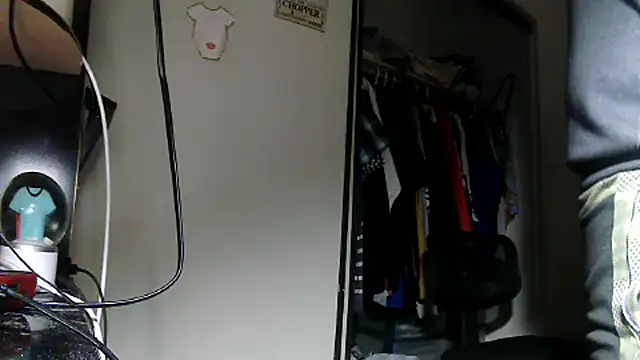 Snapshot of HBYAM chatting on 11.11.25 HBYAM online show from 11.11.25