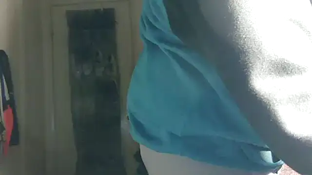 Snapshot of HBYAM chatting on 12.04.25 HBYAM online show from 12.04.25