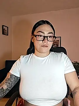 helena smith online show from 09.18.25