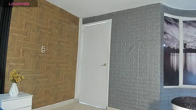 Laross25 online show from 02.24.26