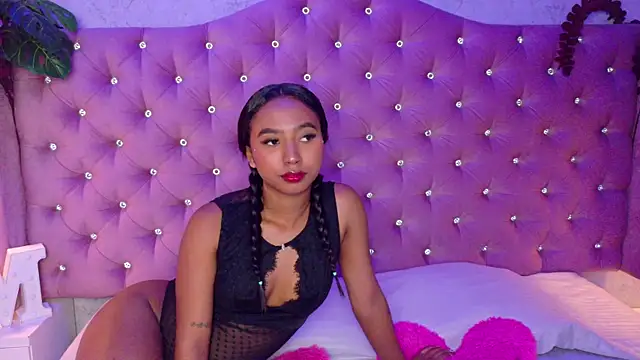 GabrielaLugo online show from 11.17.25