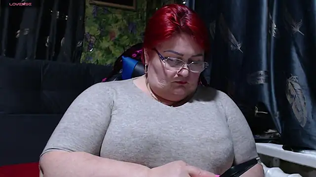 Snapshot of Goddess57 chatting on 02.13.25 Goddess57 online show from 02.13.25